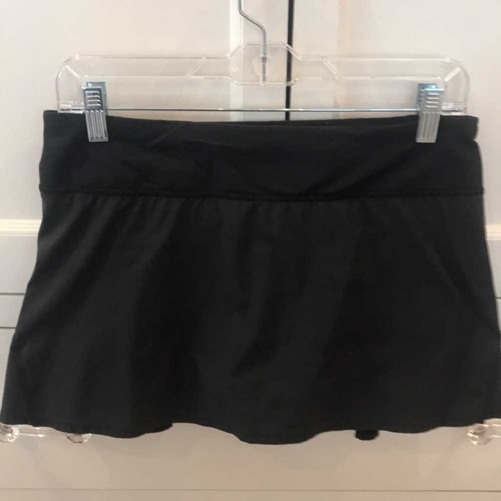 Lululemon Pacesetter skirt